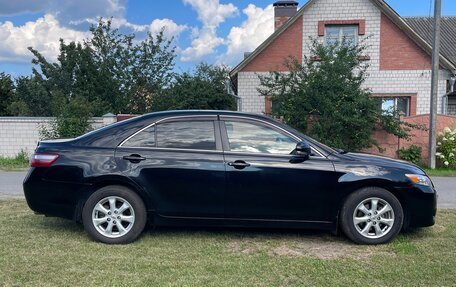 Toyota Camry, 2011 год, 1 100 000 рублей, 4 фотография
