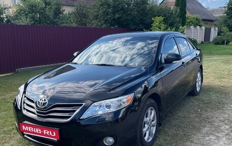 Toyota Camry, 2011 год, 1 100 000 рублей, 3 фотография