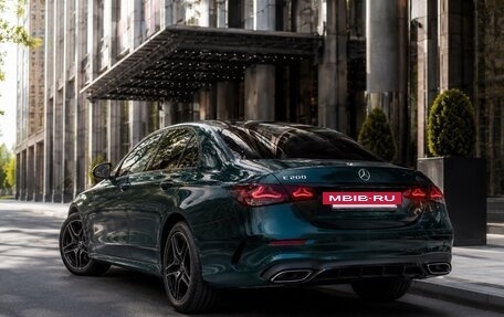 Mercedes-Benz E-Класс, 2020 год, 3 950 000 рублей, 3 фотография