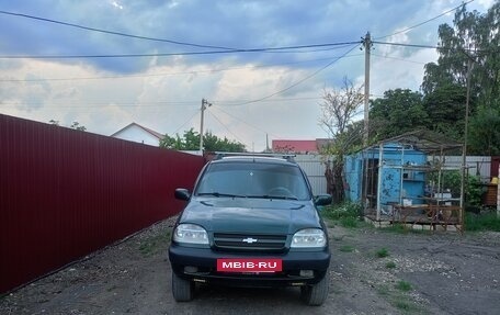 Chevrolet Niva I рестайлинг, 2003 год, 400 000 рублей, 10 фотография