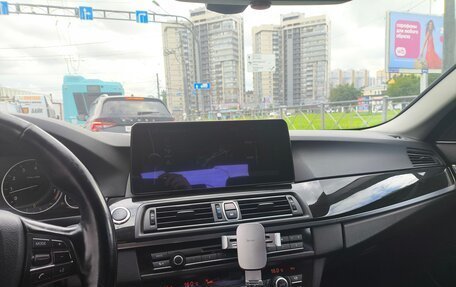 BMW 5 серия, 2010 год, 1 900 000 рублей, 12 фотография