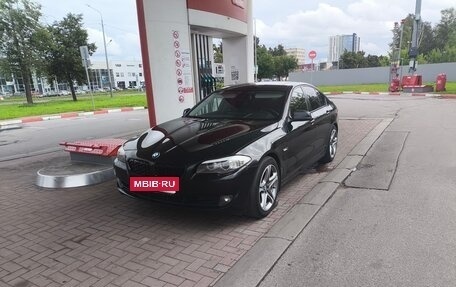 BMW 5 серия, 2010 год, 1 900 000 рублей, 11 фотография
