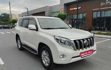 Toyota Land Cruiser Prado 150 рестайлинг 2, 2010 год, 2 650 000 рублей, 8 фотография