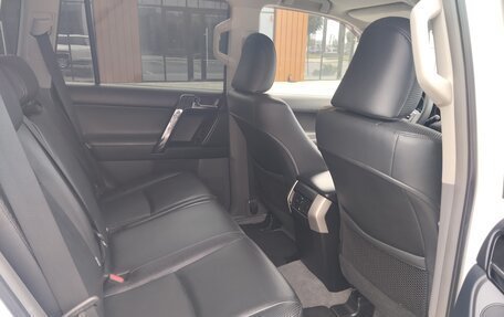 Toyota Land Cruiser Prado 150 рестайлинг 2, 2010 год, 2 650 000 рублей, 19 фотография