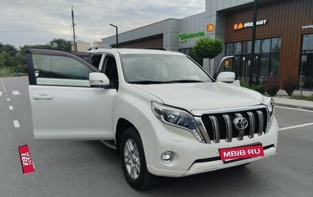 Toyota Land Cruiser Prado 150 рестайлинг 2, 2010 год, 2 650 000 рублей, 31 фотография