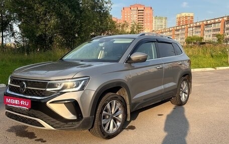 Volkswagen Taos, 2021 год, 2 500 000 рублей, 2 фотография