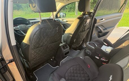 Volkswagen Taos, 2021 год, 2 500 000 рублей, 14 фотография