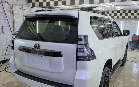 Toyota Land Cruiser Prado 150 рестайлинг 2, 2021 год, 6 500 000 рублей, 6 фотография