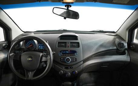 Chevrolet Spark III, 2013 год, 699 000 рублей, 10 фотография