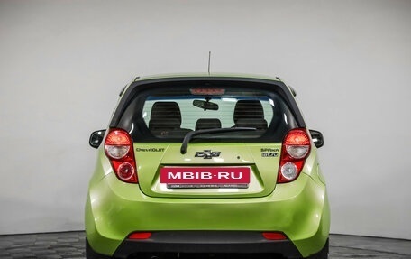 Chevrolet Spark III, 2013 год, 699 000 рублей, 7 фотография