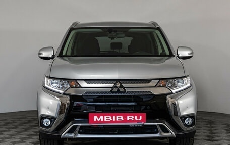 Mitsubishi Outlander III рестайлинг 3, 2021 год, 2 499 000 рублей, 3 фотография