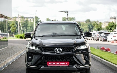 Toyota Fortuner II, 2021 год, 4 399 000 рублей, 5 фотография