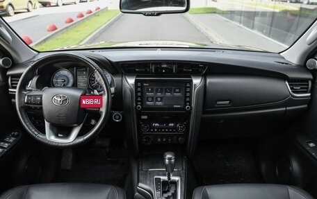 Toyota Fortuner II, 2021 год, 4 399 000 рублей, 15 фотография