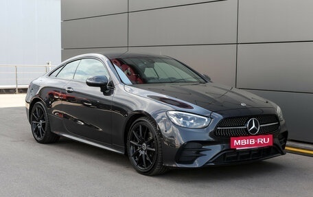Mercedes-Benz E-Класс, 2021 год, 4 949 000 рублей, 3 фотография