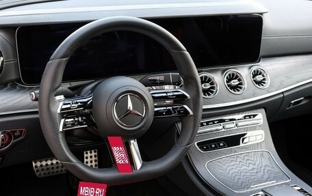 Mercedes-Benz E-Класс, 2021 год, 4 949 000 рублей, 19 фотография