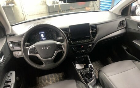 Hyundai Solaris II рестайлинг, 2020 год, 1 549 000 рублей, 7 фотография
