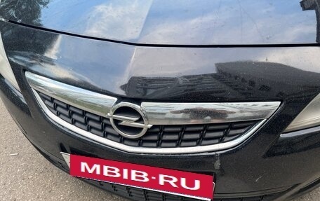 Opel Astra J, 2011 год, 700 000 рублей, 9 фотография