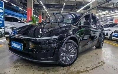 Tesla Model Y I, 2025 год, 9 450 000 рублей, 1 фотография