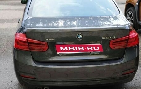 BMW 3 серия, 2018 год, 1 600 000 рублей, 9 фотография