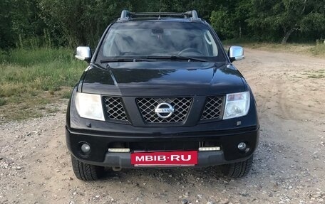 Nissan Navara (Frontier), 2007 год, 850 000 рублей, 5 фотография