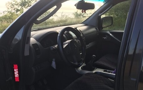 Nissan Navara (Frontier), 2007 год, 850 000 рублей, 7 фотография