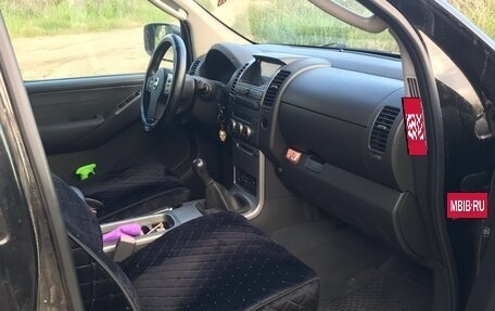 Nissan Navara (Frontier), 2007 год, 850 000 рублей, 9 фотография