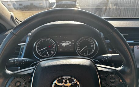 Toyota Camry, 2018 год, 2 800 000 рублей, 29 фотография