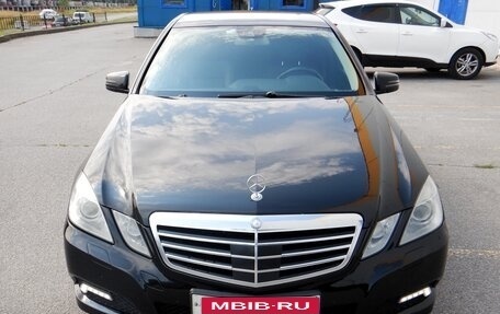 Mercedes-Benz E-Класс, 2009 год, 1 550 000 рублей, 2 фотография