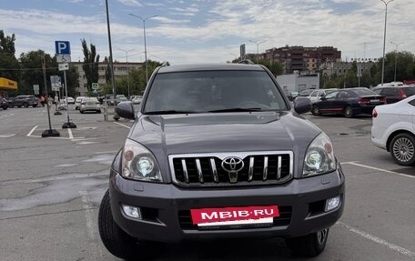 Toyota Land Cruiser Prado 120 рестайлинг, 2008 год, 3 000 000 рублей, 2 фотография