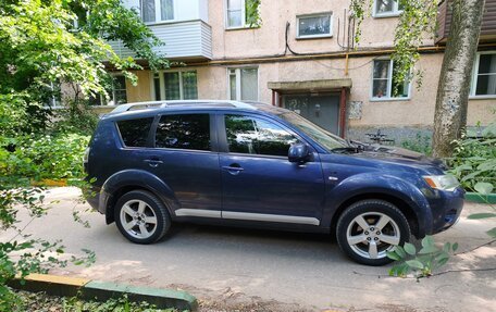 Mitsubishi Outlander III рестайлинг 3, 2008 год, 850 000 рублей, 5 фотография