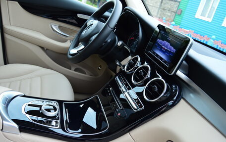 Mercedes-Benz GLC, 2017 год, 3 250 000 рублей, 26 фотография