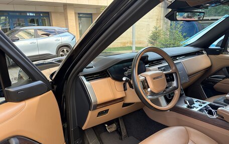 Land Rover Range Rover IV рестайлинг, 2023 год, 18 000 000 рублей, 11 фотография