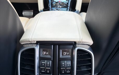 Porsche Cayenne III, 2015 год, 3 000 000 рублей, 8 фотография