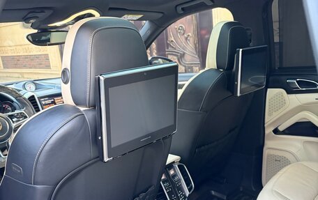 Porsche Cayenne III, 2015 год, 3 000 000 рублей, 10 фотография