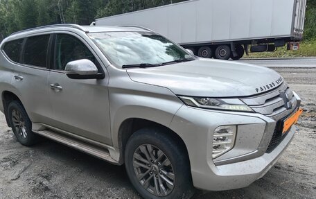 Mitsubishi Pajero Sport III рестайлинг, 2022 год, 2 995 000 рублей, 3 фотография