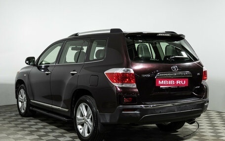 Toyota Highlander III, 2012 год, 2 199 700 рублей, 8 фотография