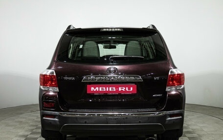 Toyota Highlander III, 2012 год, 2 199 700 рублей, 7 фотография