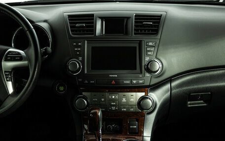 Toyota Highlander III, 2012 год, 2 199 700 рублей, 15 фотография