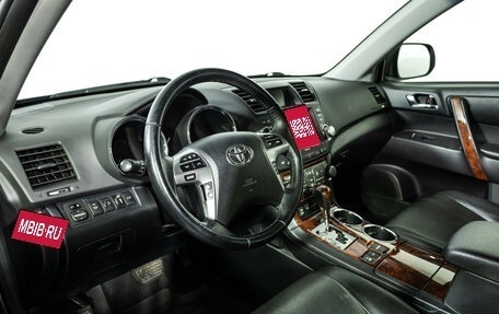 Toyota Highlander III, 2012 год, 2 199 700 рублей, 12 фотография