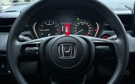 Honda Vezel, 2023 год, 2 000 666 рублей, 8 фотография