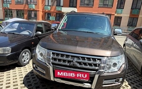 Mitsubishi Pajero IV, 2017 год, 3 300 000 рублей, 4 фотография