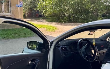 Volkswagen Polo VI (EU Market), 2016 год, 400 000 рублей, 9 фотография