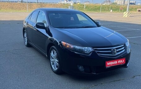 Honda Accord VIII рестайлинг, 2008 год, 900 000 рублей, 1 фотография
