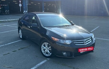 Honda Accord VIII рестайлинг, 2008 год, 900 000 рублей, 3 фотография