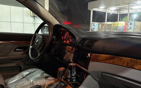 BMW 5 серия, 2001 год, 650 000 рублей, 9 фотография