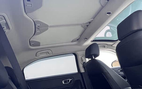 Honda Vezel, 2023 год, 1 355 000 рублей, 16 фотография