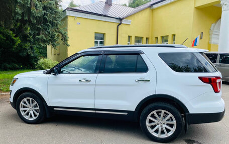 Ford Explorer VI, 2018 год, 2 600 000 рублей, 6 фотография