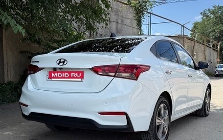 Hyundai Solaris II рестайлинг, 2017 год, 990 000 рублей, 4 фотография