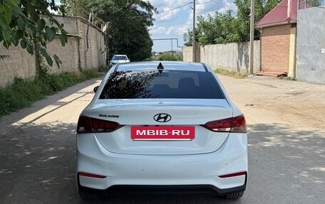 Hyundai Solaris II рестайлинг, 2017 год, 990 000 рублей, 5 фотография