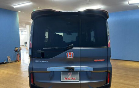 Honda Stepwgn IV, 2016 год, 1 539 000 рублей, 6 фотография